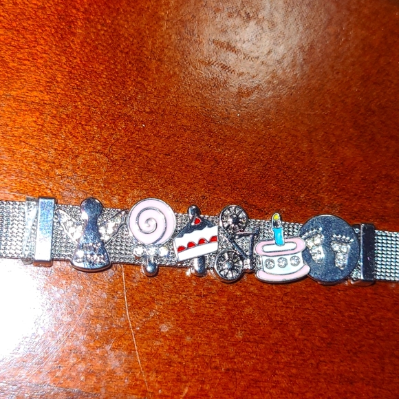 Childhood bracelet+ Charms - Picture 3 of 5